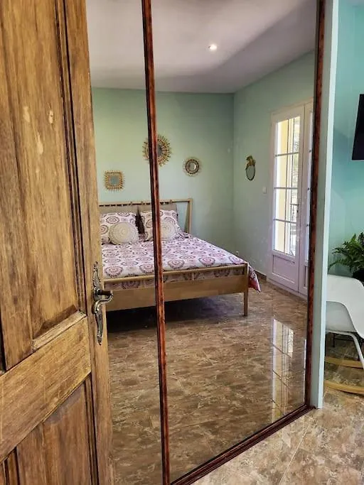L'Eden Sous L'Olivier Apartment Auriol Homestay